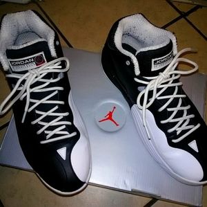 Air Jordan team one